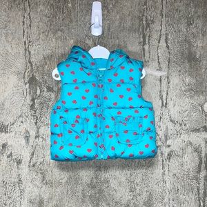 Old navy baby girl puffer vest hearts